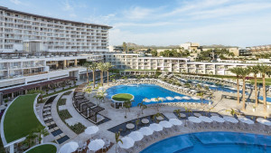 Palace Resorts modifica operaciones en sus hoteles debido al COVID-19
